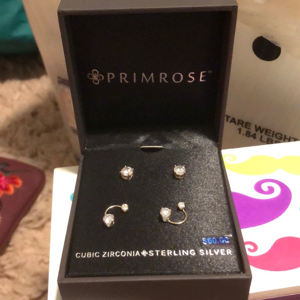 Earring Set - Picture 6 of 6